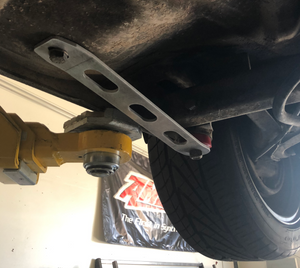 Rear sub-frame braces